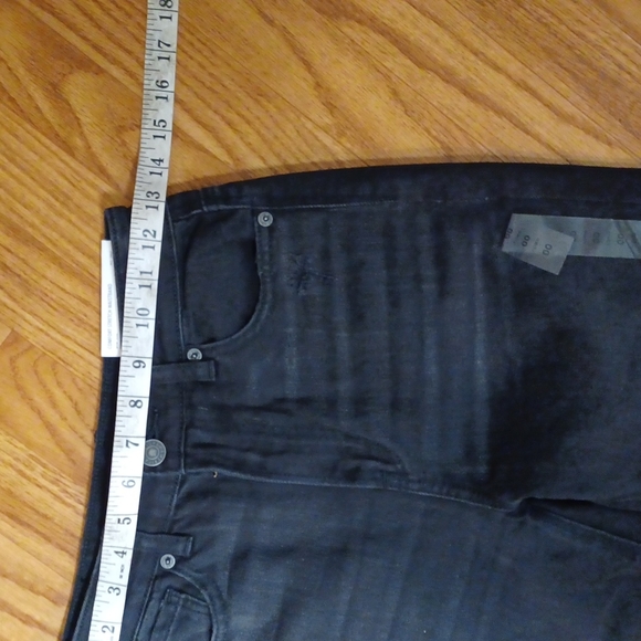 NWT American Eagle Black Distressed Mom Jeans - Picture 6 of 13